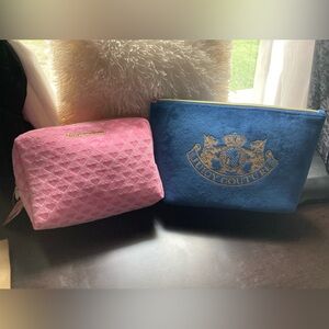 NWT Set of 2 Blue & pink velour Juicy Couture makeup travel bags.
